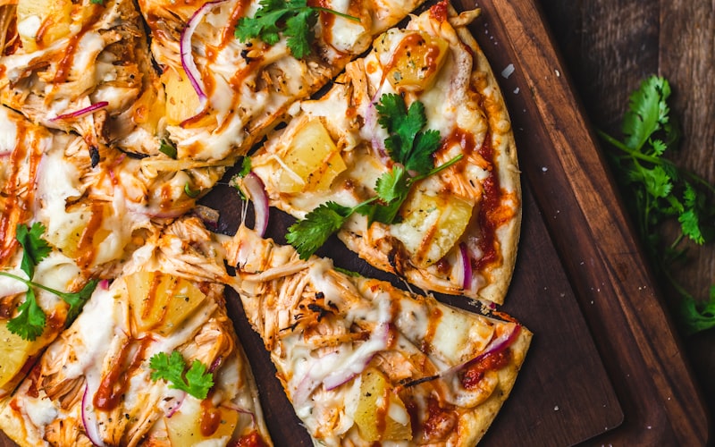 Best Pizza in Chicago, IL — A Local Guide